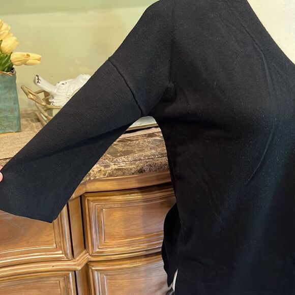 Cyrus 1/2 Sleeve Blouse Size Medium - Picture 2 of 7